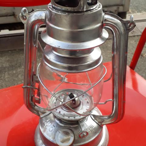 Lampe à pétrole