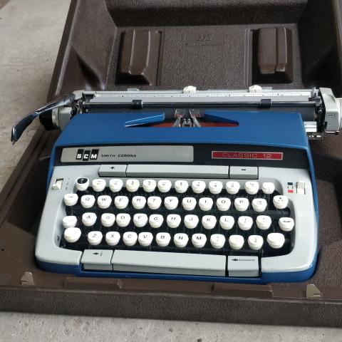 Machine à écrire